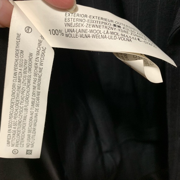 ZARA Men’s Stripe Blazer & Slacks Suit Set - Picture 4 of 8